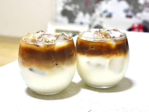 意外と簡単！2層のカフェラテ